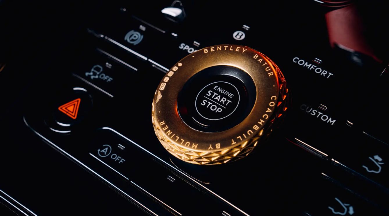 Bentley Mulliner Batur má 3D tištěné zlaté vnitřní akcenty